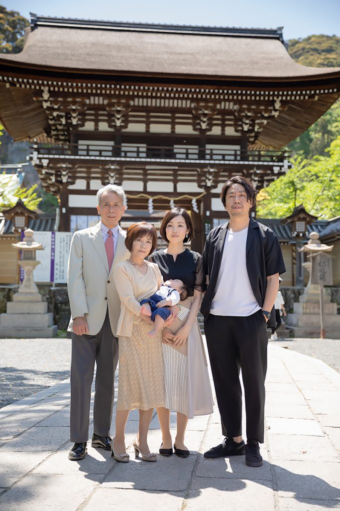 京都松尾大社でお宮参り撮影 神戸 西宮 芦屋の出張撮影ヌーフォト 七五三 お宮参り 家族写真 プロフィール写真